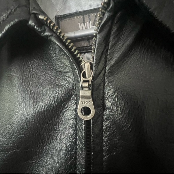Wilsons Black Leather Jacket Women’s XL Full Zip Insulated Classic Edgy Chic - Picture 5 of 13